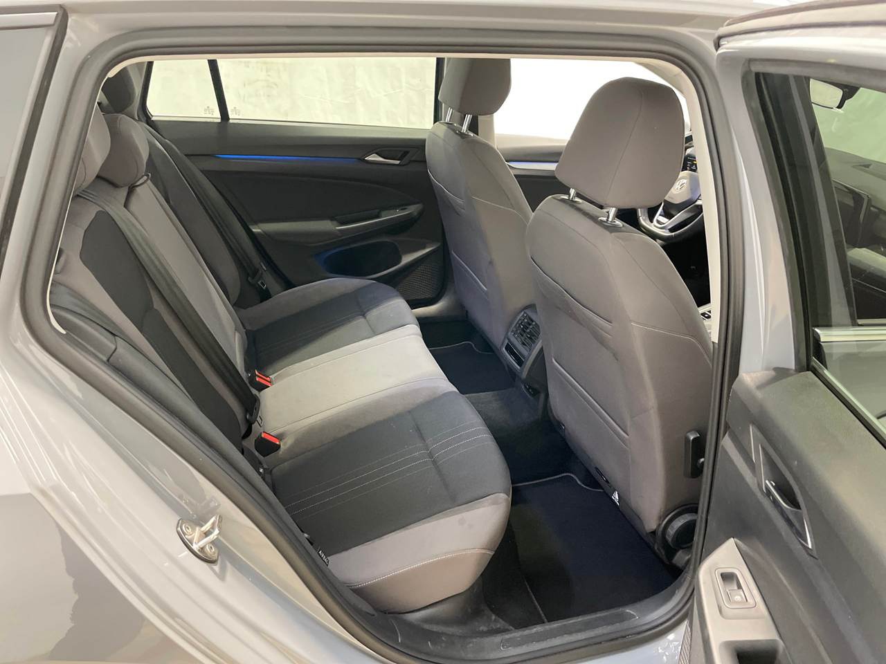 Volkswagen Golf Alltrack 2.0 TDI 4M KLIMAAUT LED PANO SHZ AHK 7