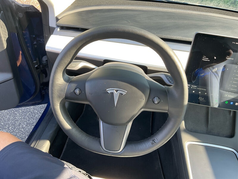 Tesla Model 3 Long Range AWD Leder Navi LED 7