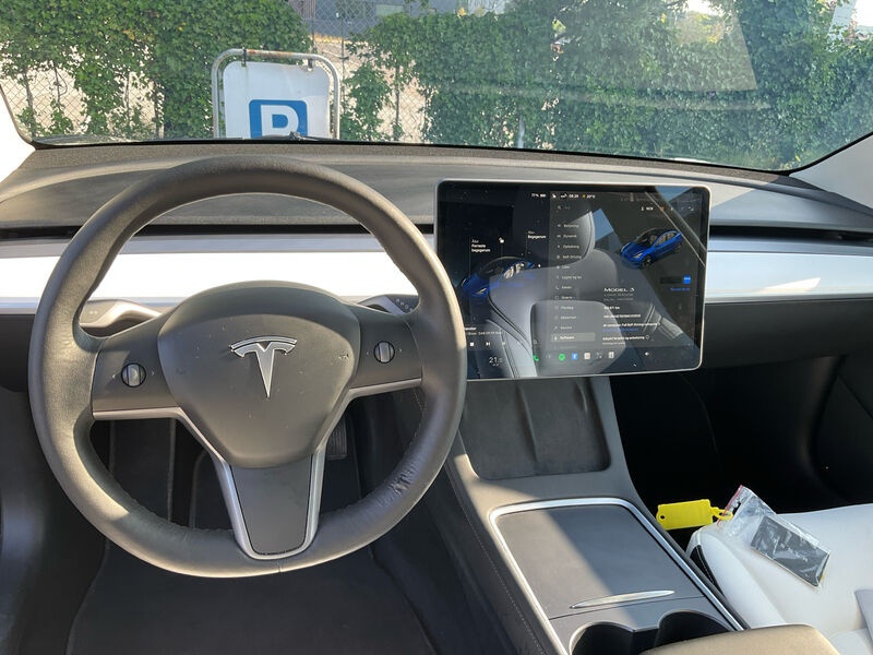 Tesla Model 3 Long Range AWD Leder Navi LED 5