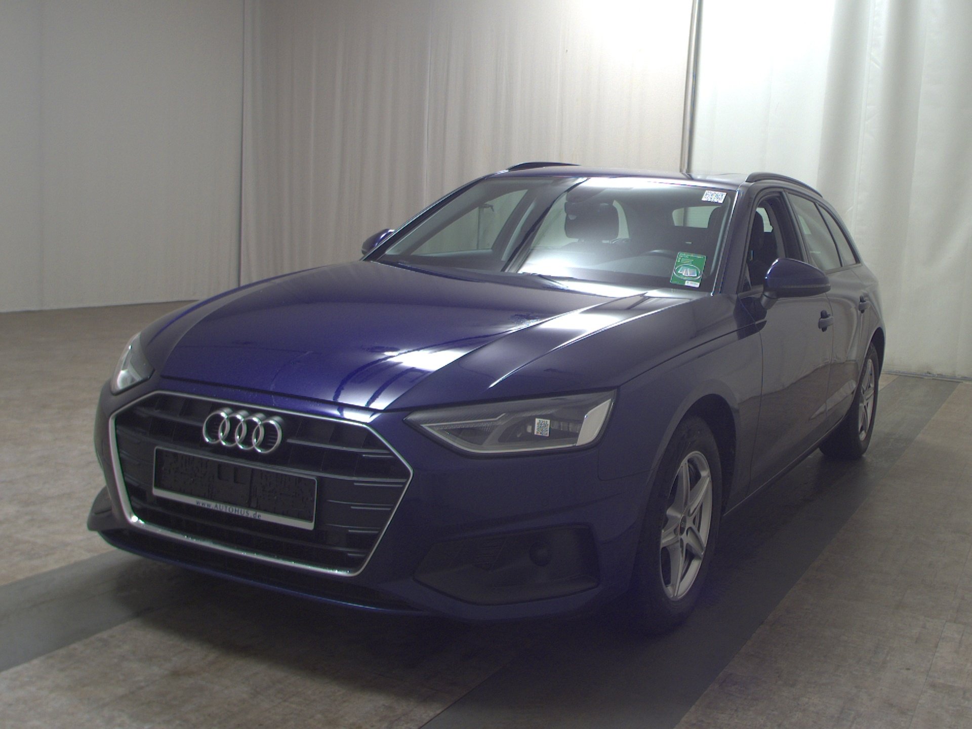 Audi A4 Avant 35 TDI Navi LED Shz Pano AHK el.Heck PDC 2