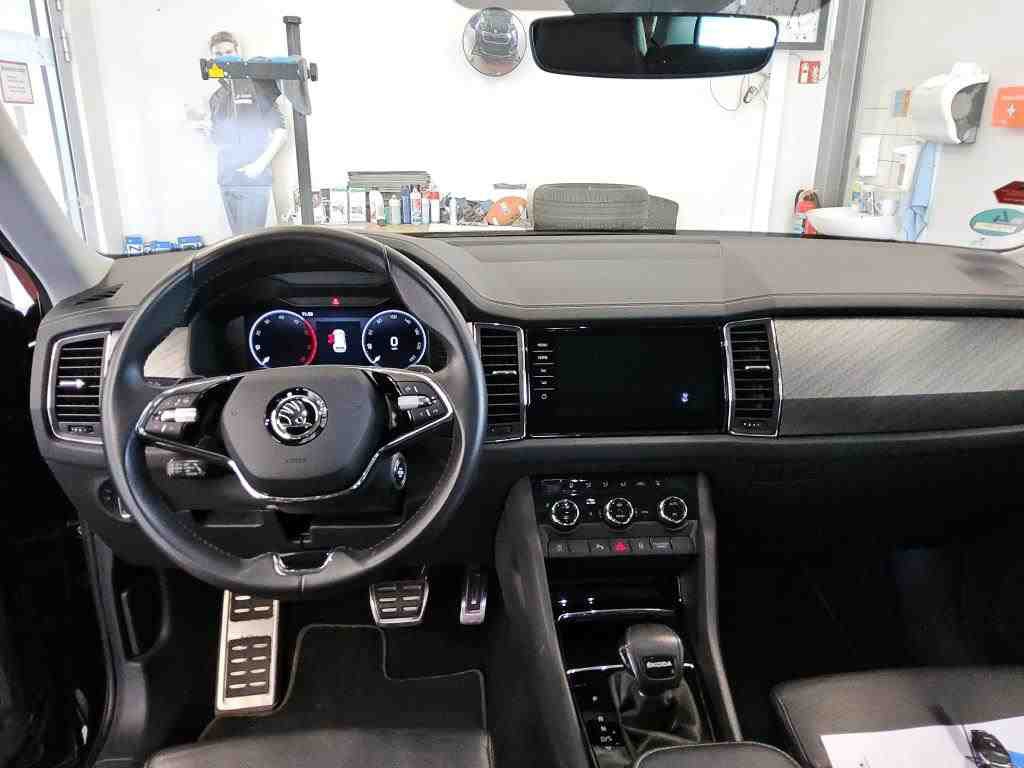 Skoda Kodiaq 2.0 TDI Style NAVI CARPLAY KLIMAAUT RFK ACC 5