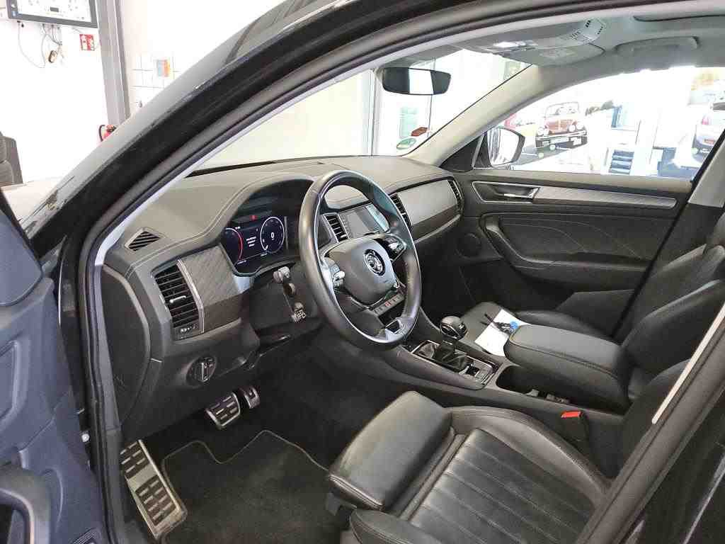Skoda Kodiaq 2.0 TDI Style NAVI CARPLAY KLIMAAUT RFK ACC 6