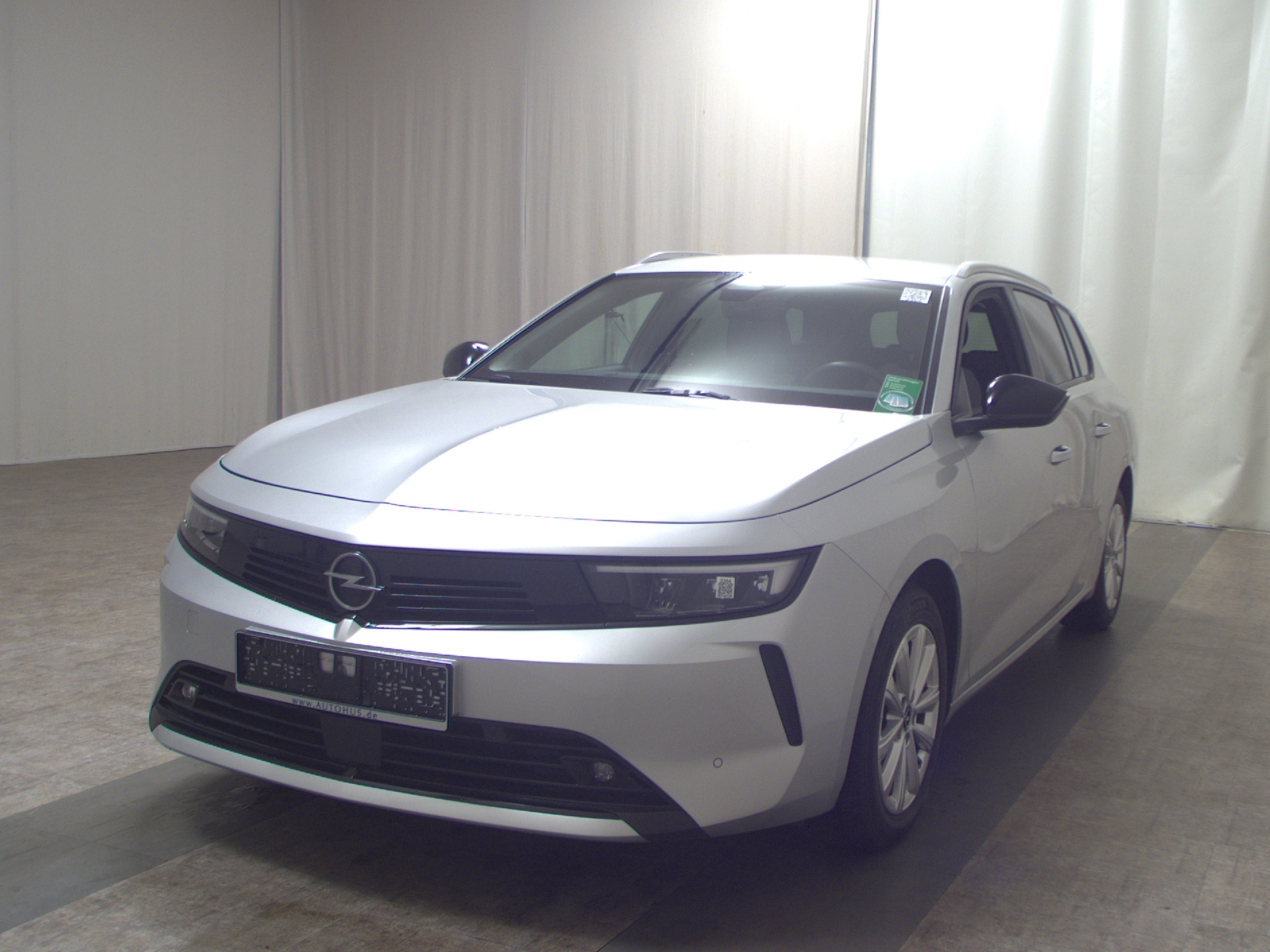 Opel Astra ST 1.5 D Elegance Navi LED PDC DAB T-Leder 2