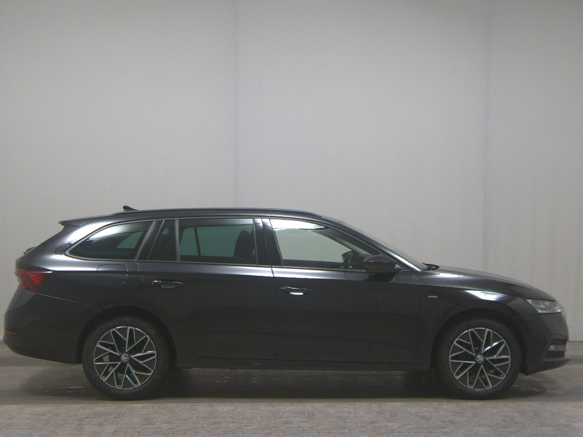 Skoda Octavia Kombi 2.0 TDI Clever Matrix Navi vc RFK