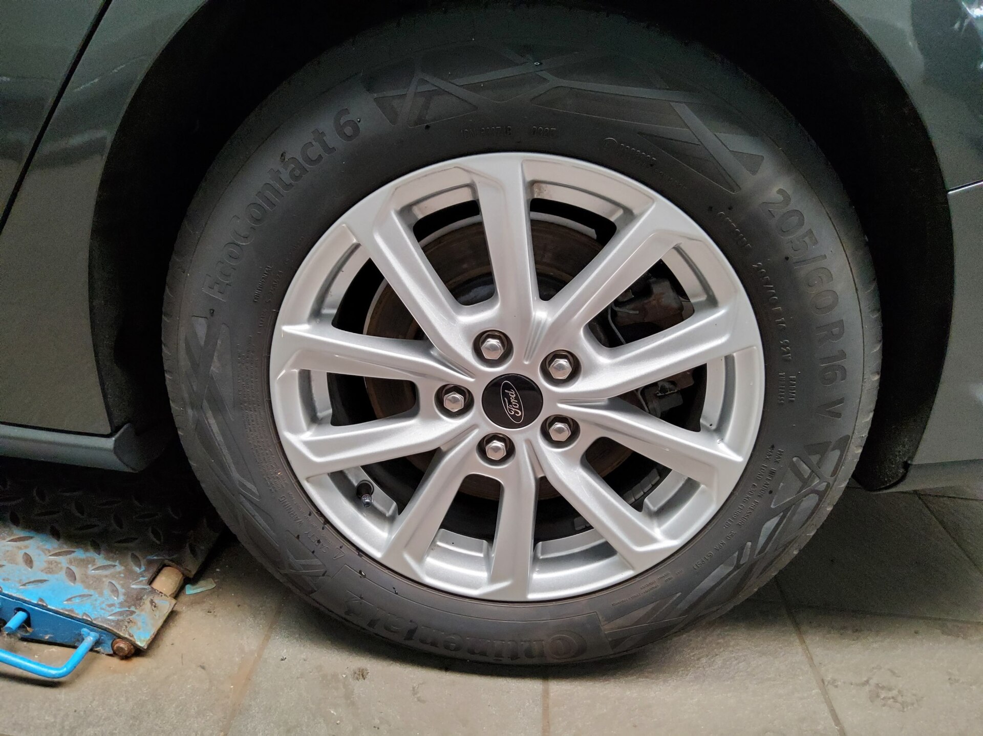 Ford Focus Turnier 1.5 EB Cool&Connect Navi LED PDC SHZ 10