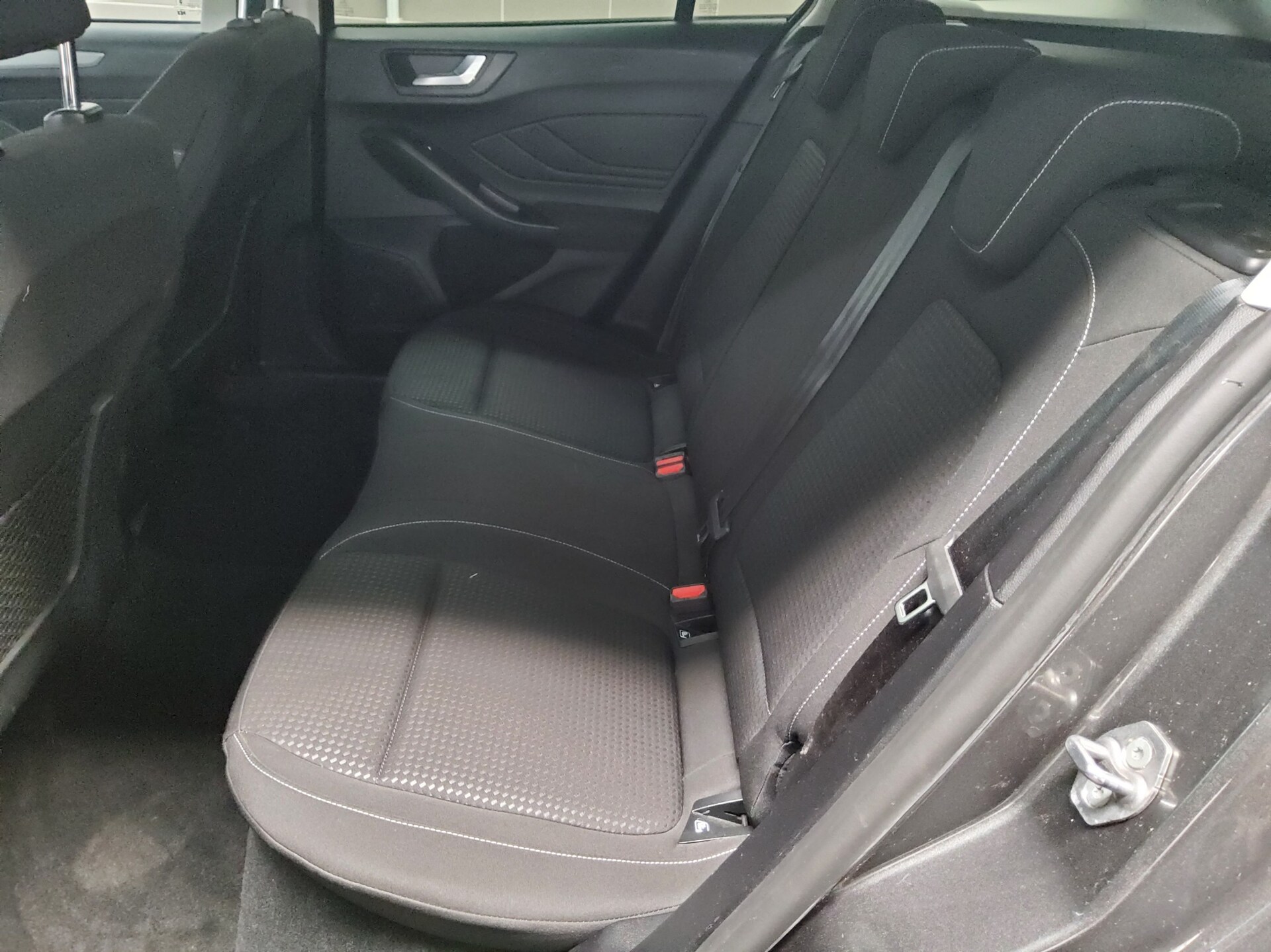 Ford Focus Turnier 1.5 EB Cool&Connect Navi LED PDC SHZ 13