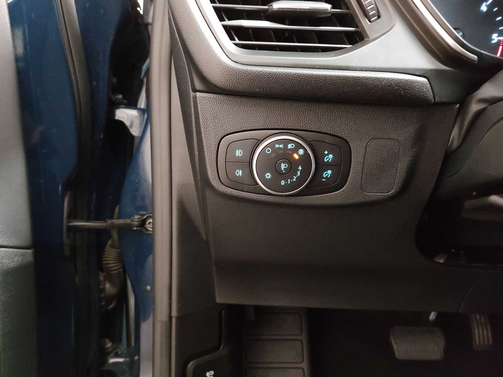 Ford Focus Turnier 2.0 EB Cool&Connect 2.0 EB Navi LED RFK 9