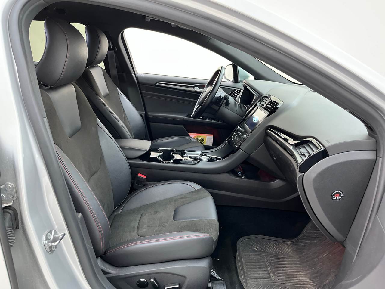 Ford Mondeo Turnier 2.0 EB ST-Line Navi LED AHK RFK 7