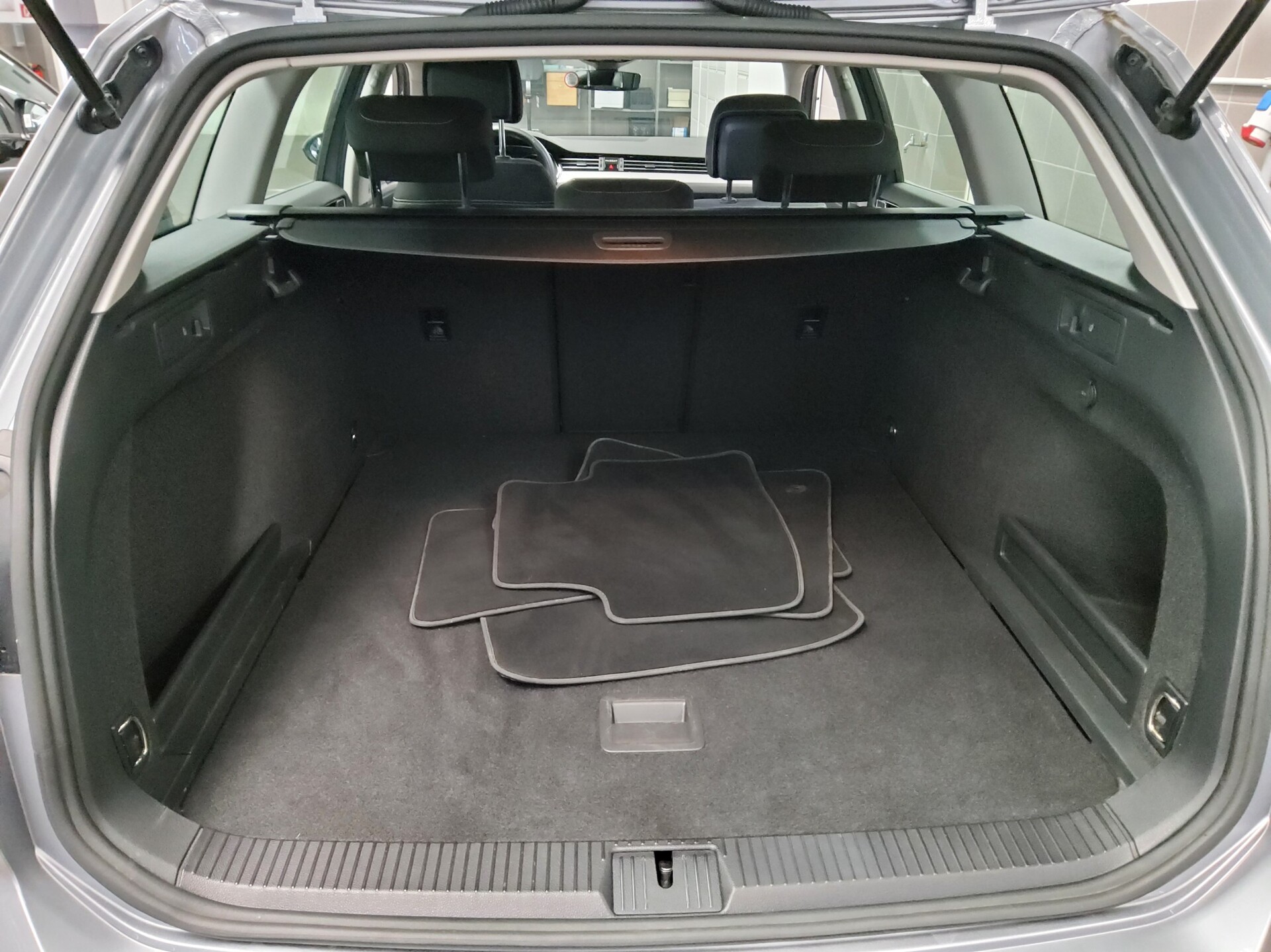 Volkswagen Passat Variant 1.5 TSI Business 11