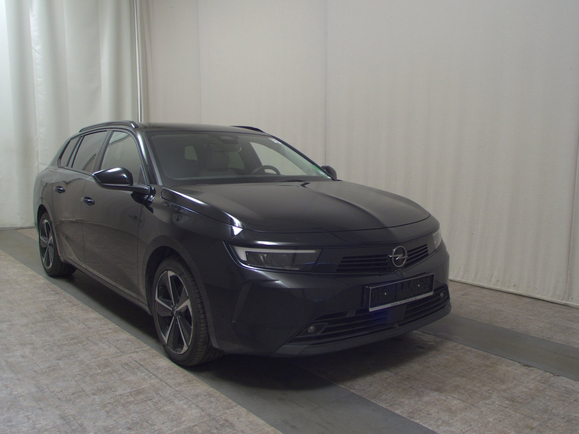 Opel Astra ST 1.5 D Business Elegance Navi LED AHK 3