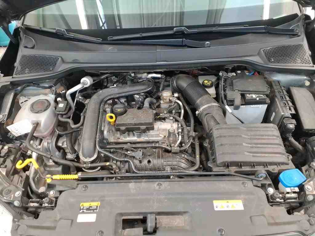 Seat Arona 1.0 TSI FR-Line 1.0 TSI FR NAVI KLIMAAUT 11