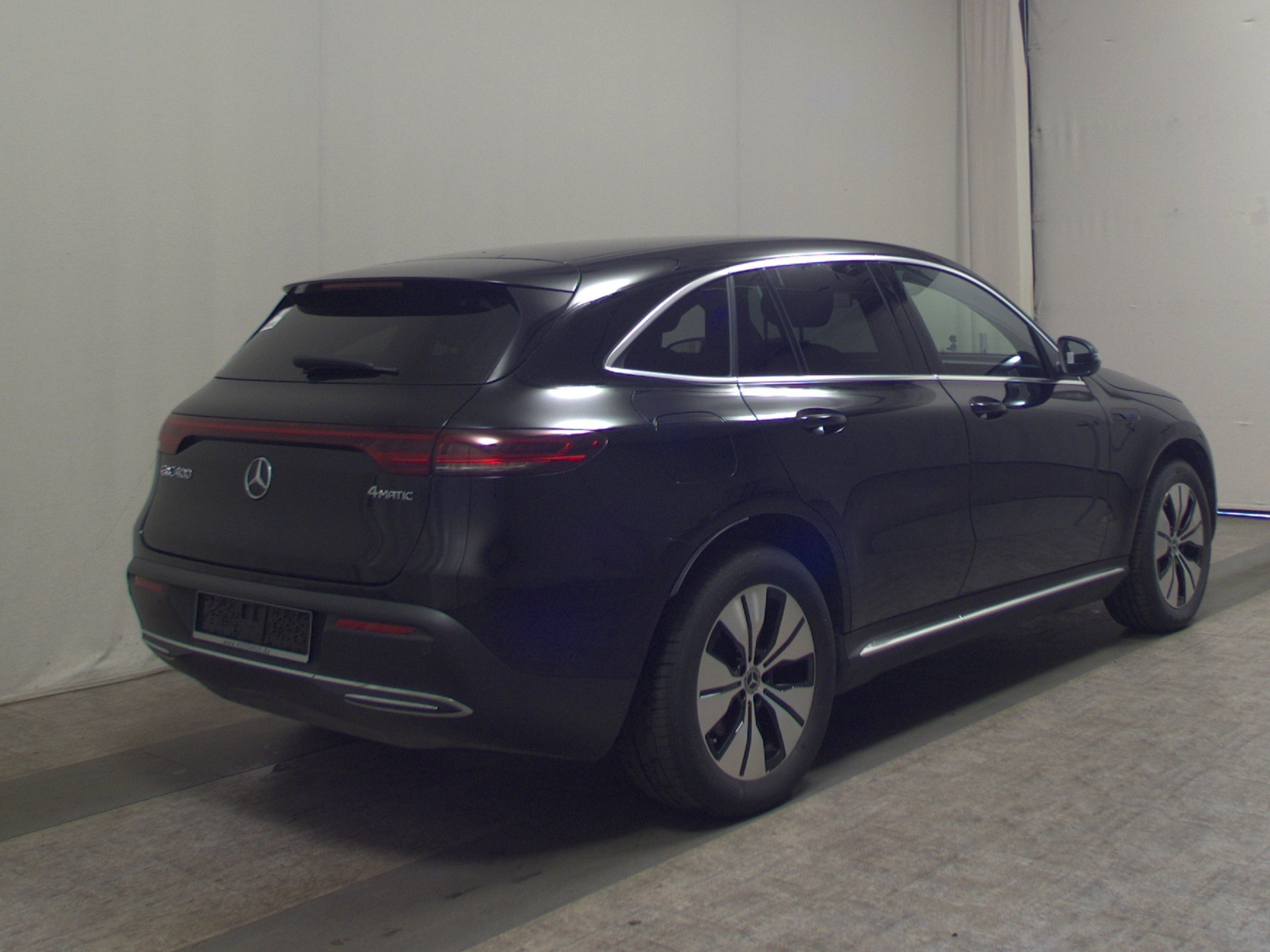 Mercedes-Benz EQC 400 4M T-Leder Navi LED RFK 4