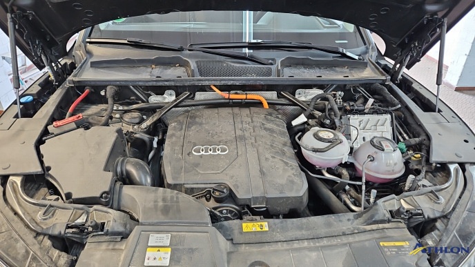 Audi Q5 NAVI KLIMAAUT LED RADIO AID 11