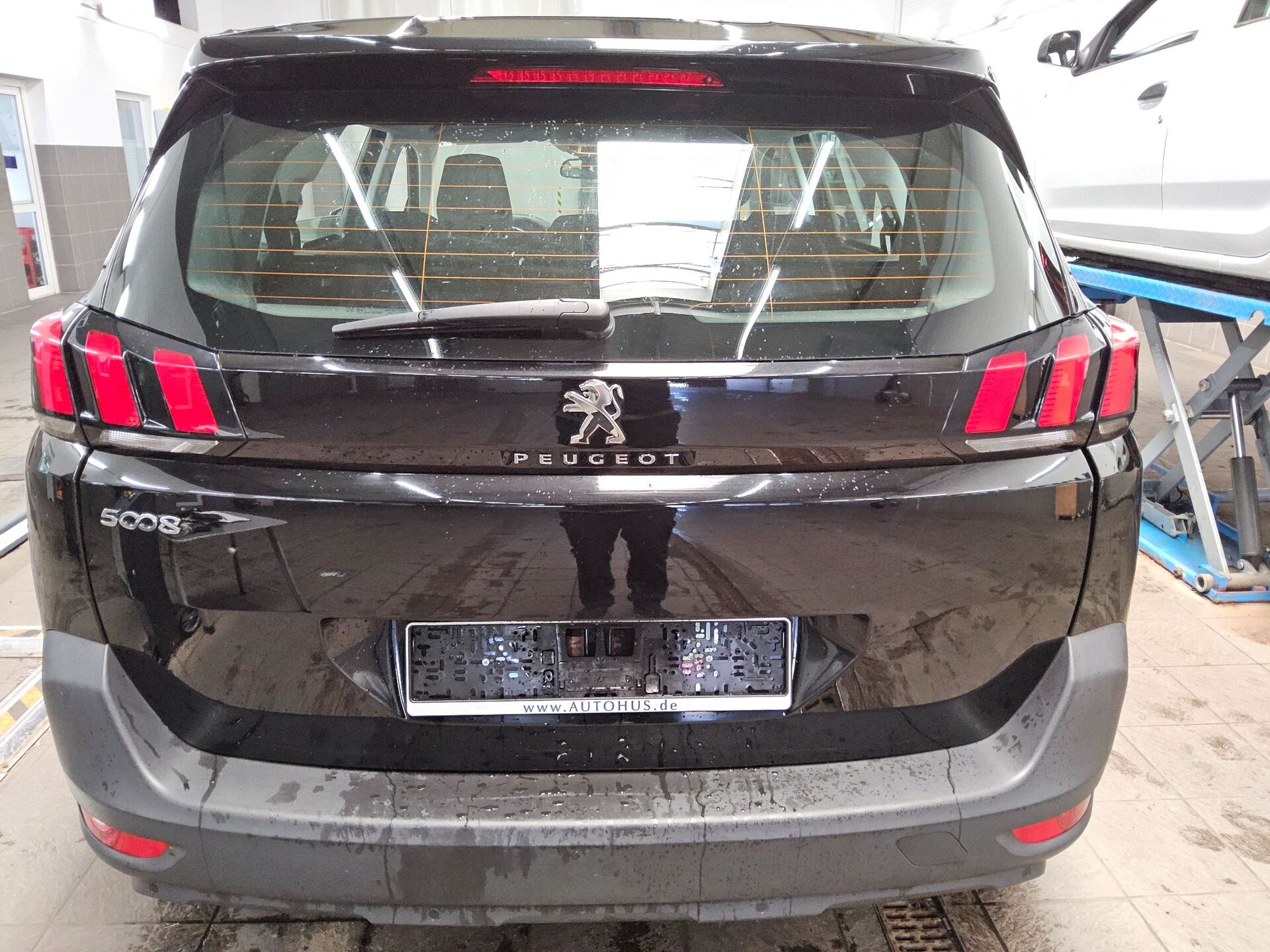 Peugeot 5008 1.5 BlueHDi 130 7-Sitzer 11