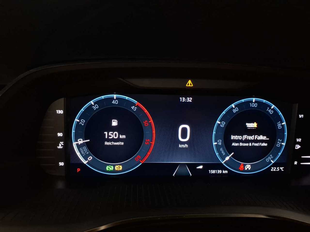Skoda Octavia Kombi 2.0 TDI Style AHK PDC 8