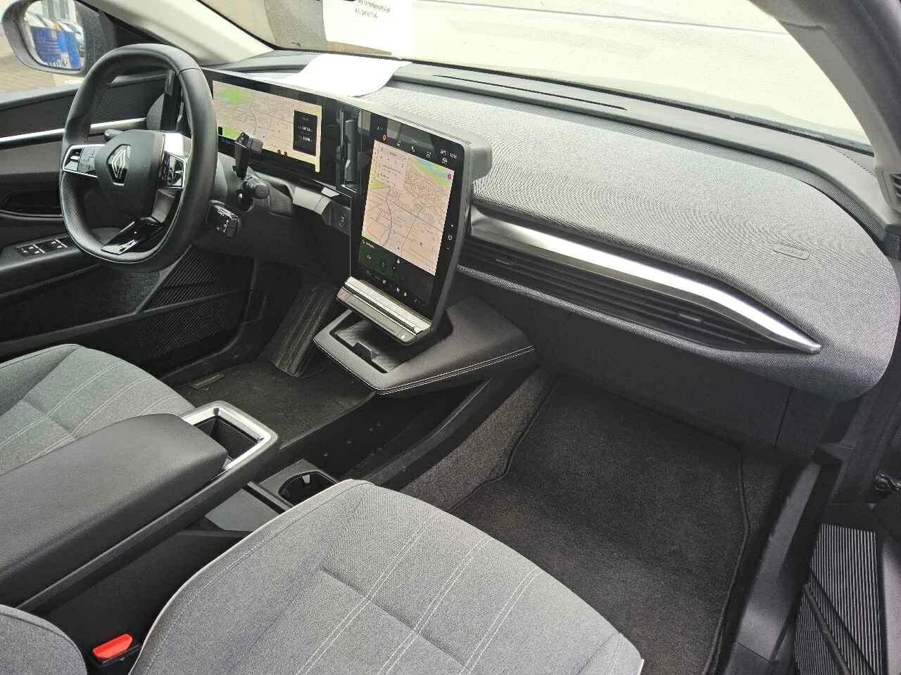 Renault Megane ER Navi LED RFK CarPlay 6