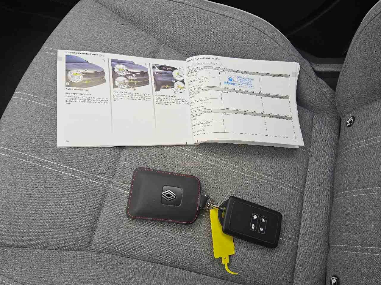 Renault Megane ER Navi LED RFK CarPlay 9