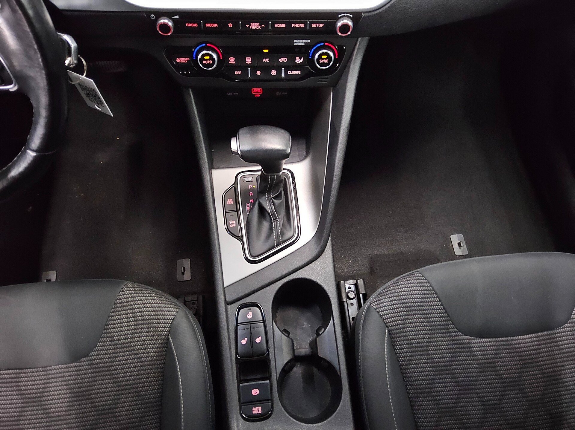 Kia Niro 1.6 Hybrid Edition 7 RfK PDC Shz Tempo 6