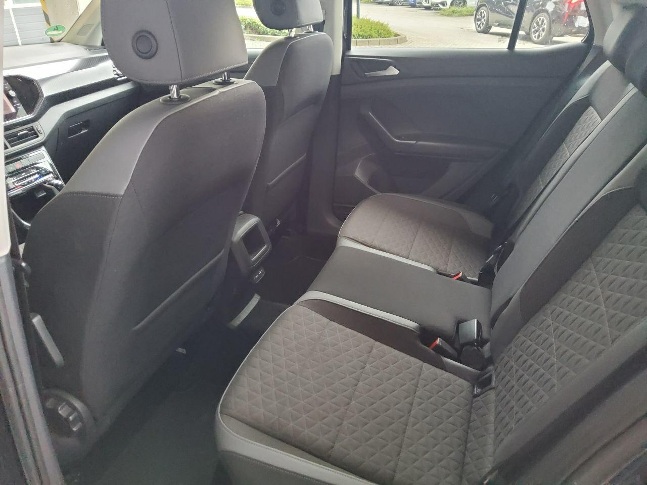 Volkswagen T-Cross 1.0 TSI Style AHK 8