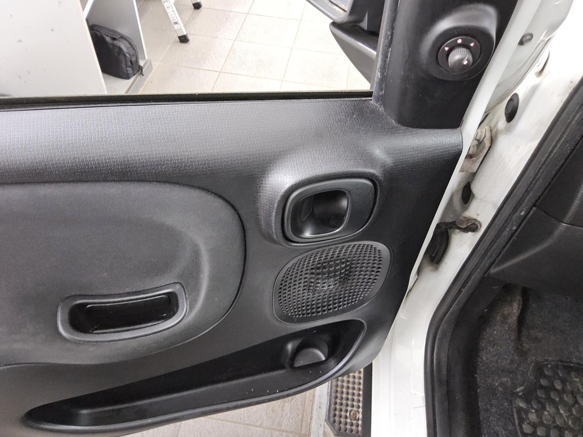 Fiat Panda 1.0 Klima PDC SHZ Tempomat 9