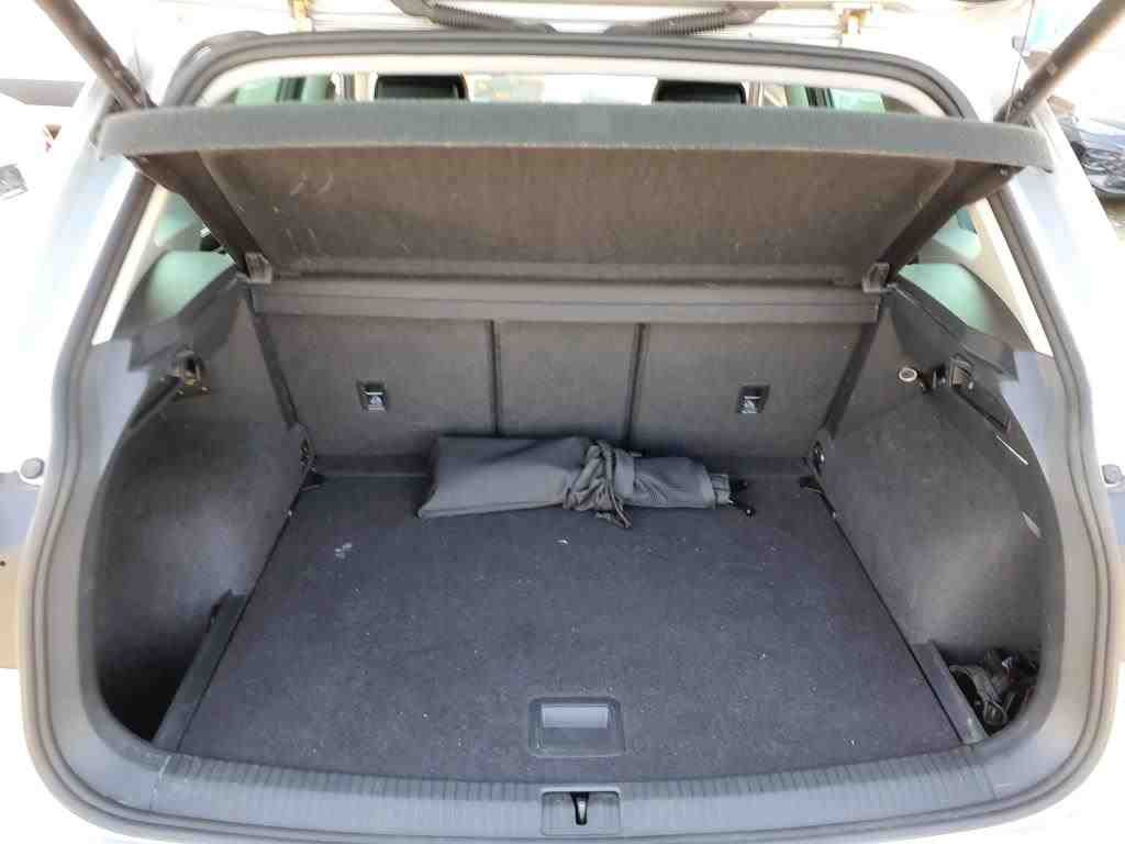 Volkswagen Tiguan 2.0 TDI Elegance NAVI CARPLAY ANDROID SHZ ACC 10