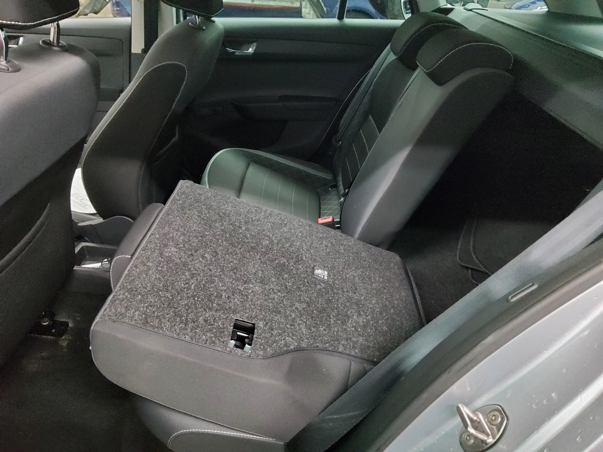 Skoda Fabia Kombi 1.0 TSI Ambition Sound DAB Klima 12