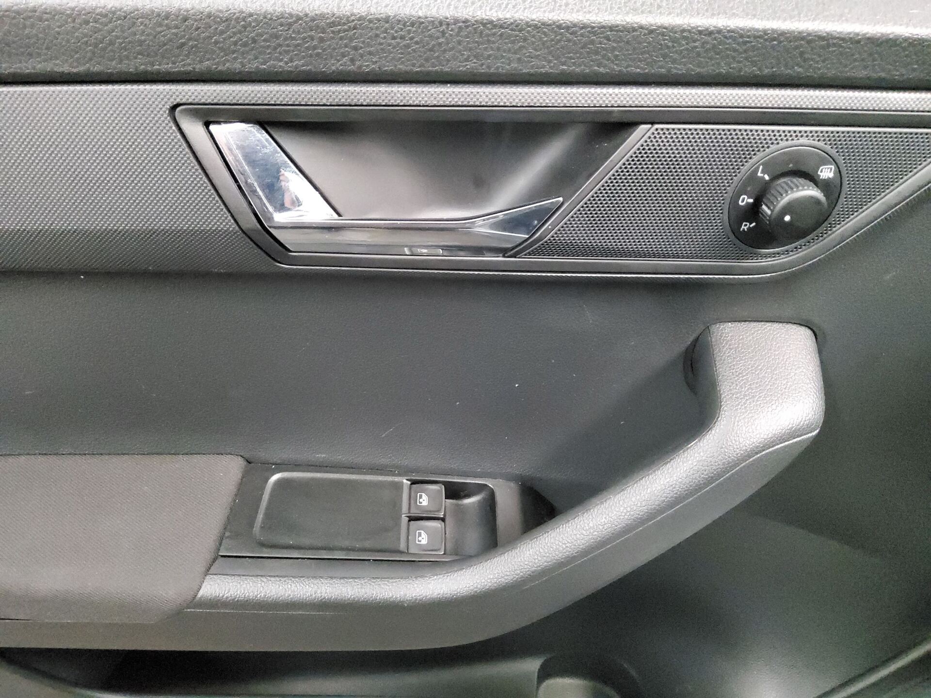 Skoda Fabia Kombi 1.0 TSI Ambition Sound DAB Klima 9