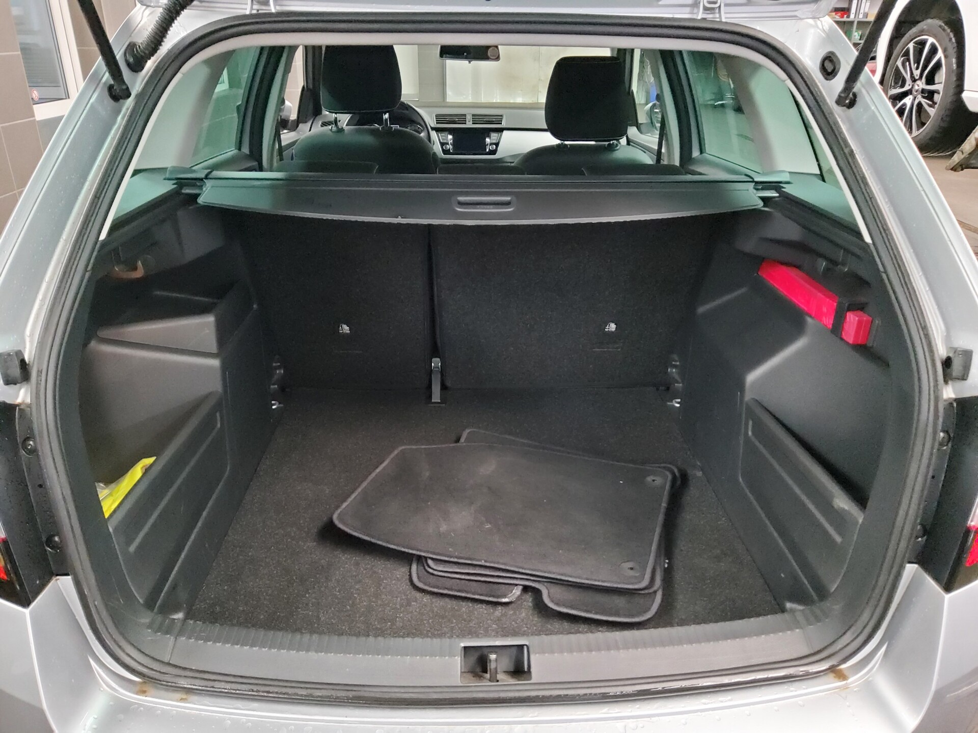 Skoda Fabia Kombi 1.0 TSI Ambition Sound DAB Klima 11