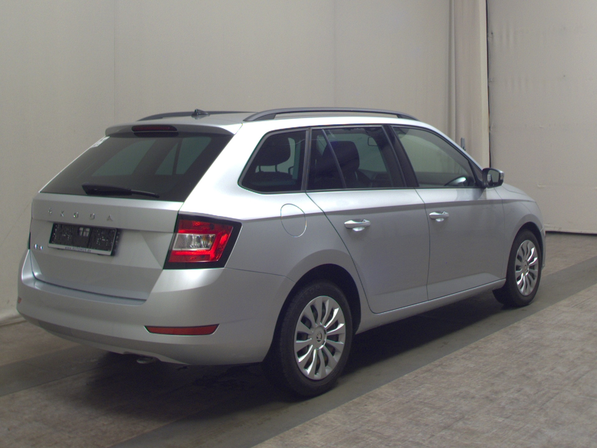 Skoda Fabia Kombi 1.0 TSI Ambition Sound DAB Klima 4