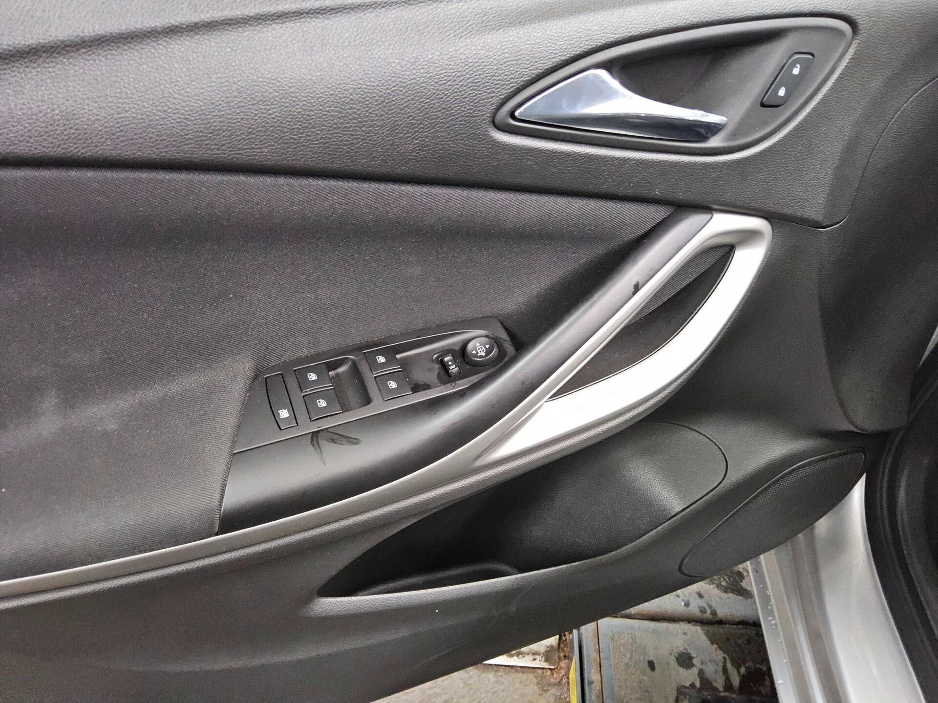 Opel Astra ST 1.5 D Business Ed. Navi Led AHK RFK SHZ 9