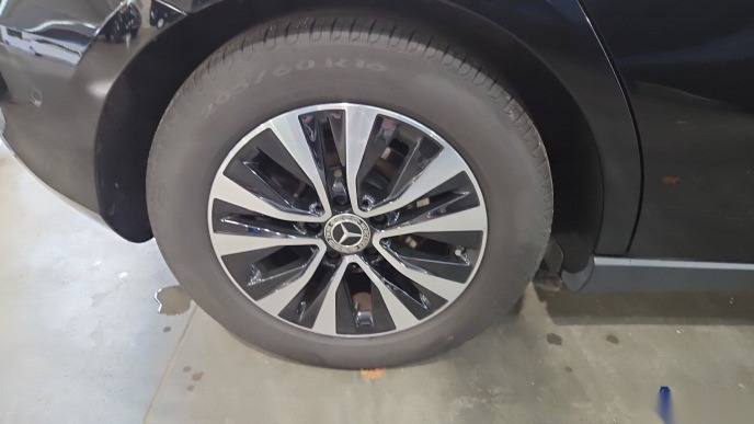 Mercedes-Benz A 180 d T-Leder NAVI SHZ RFK LED 12