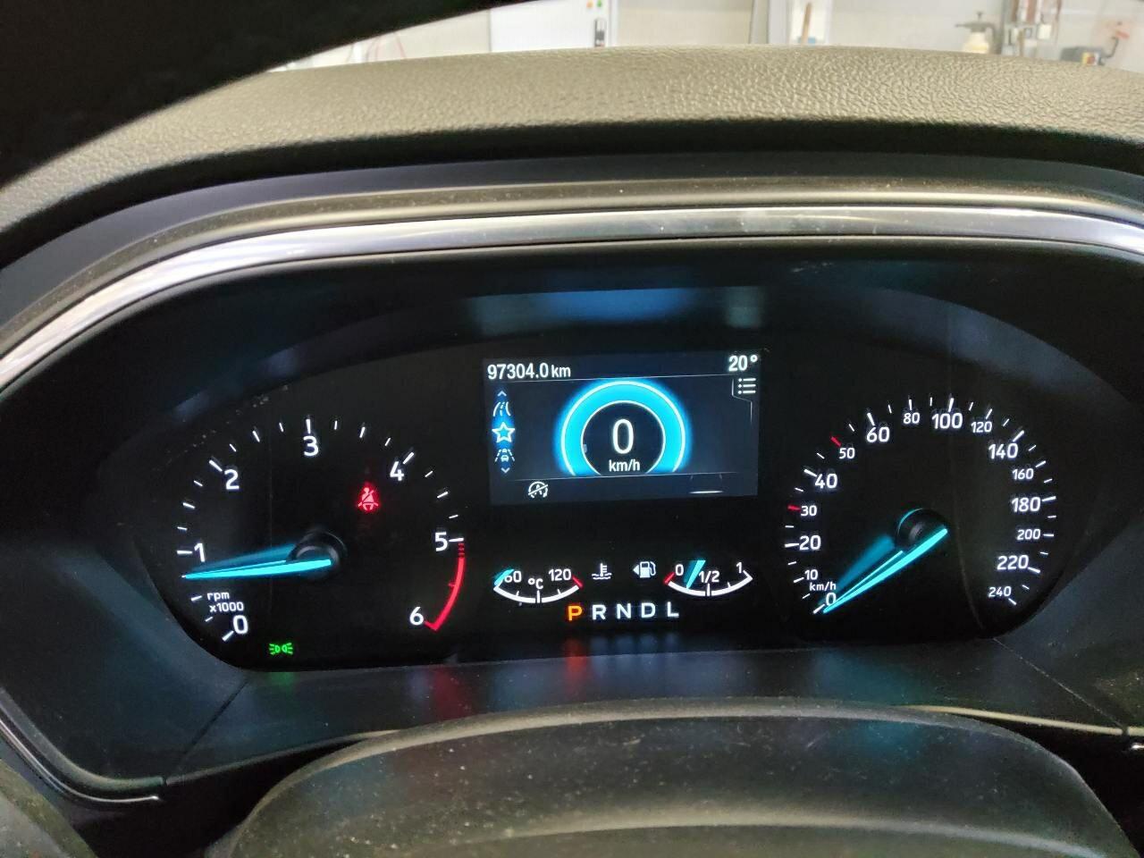 Ford Focus Turnier 1.5 EB Active Navi LED AHK PDC 4