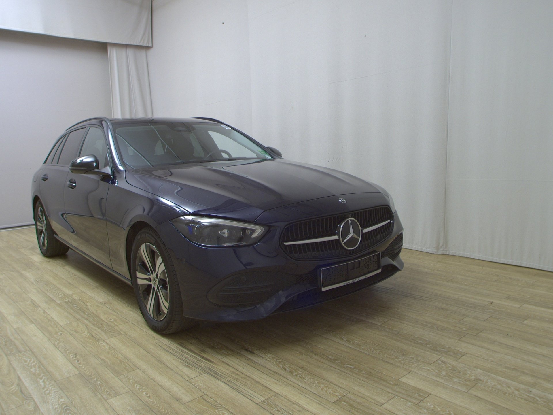 Mercedes-Benz C 220 T d Avantgarde Navi LED HuD Night 360° AHK 3