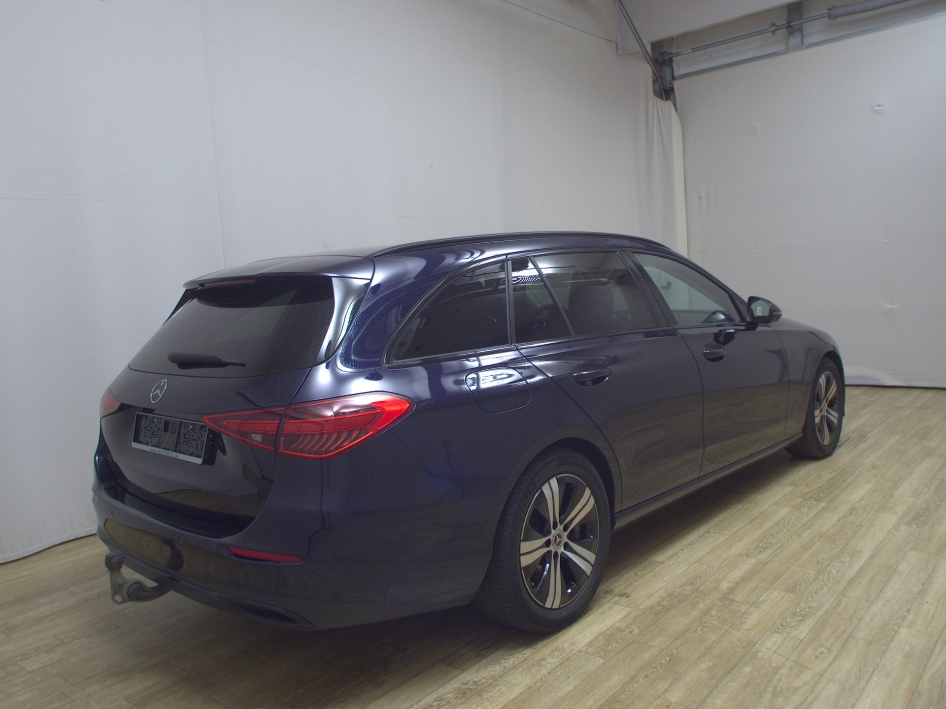 Mercedes-Benz C 220 T d Avantgarde Navi LED HuD Night 360° AHK 4