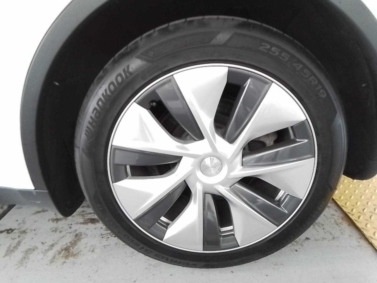 Tesla Model Y RWD NAVI LED LEDER SHZ 12
