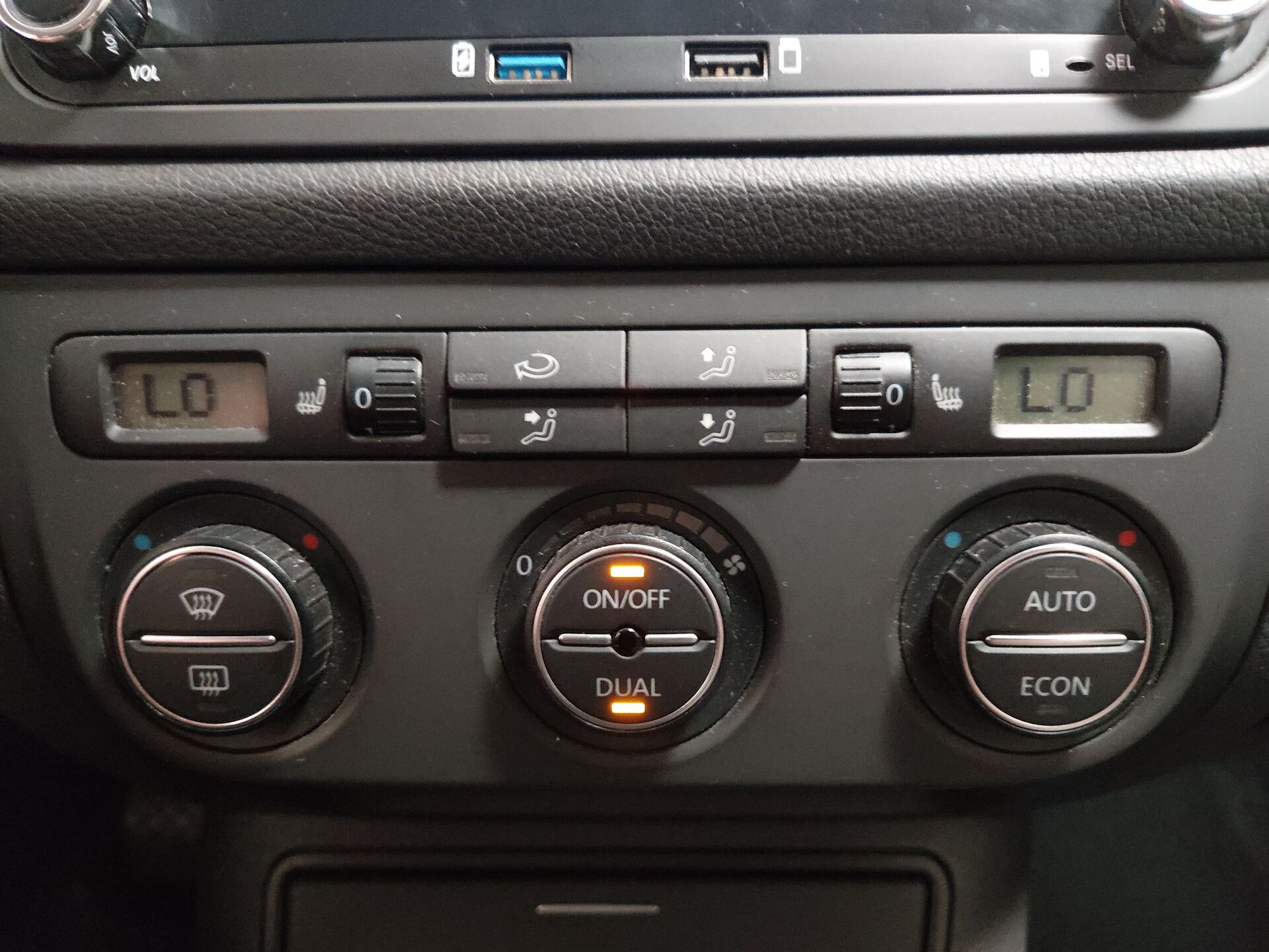 Volkswagen Golf Plus 1.9 TDI Goal Navi AHK PDC Shz Klima 19