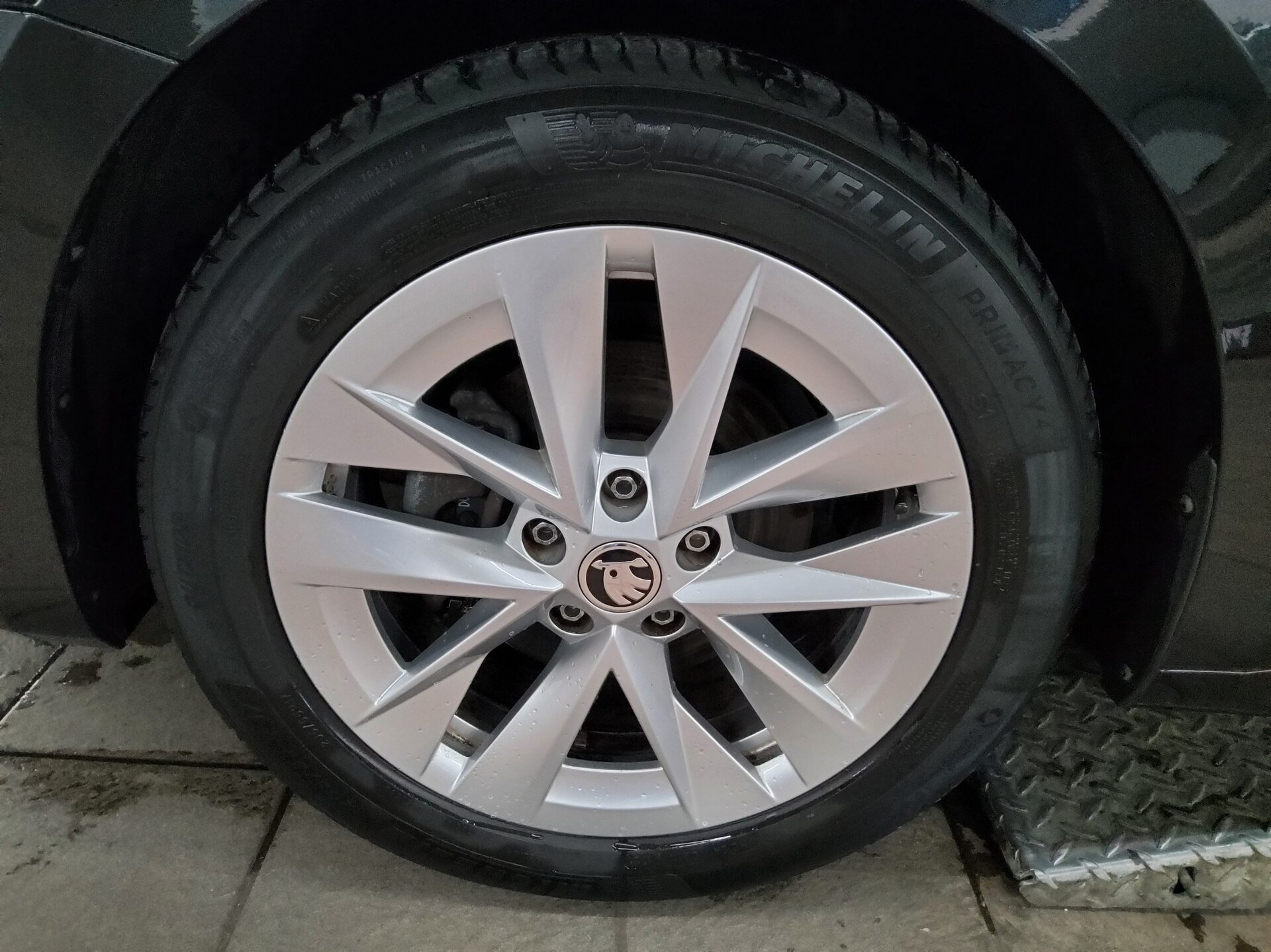 Skoda Octavia Kombi 2.0 TDI Style Navi LED Virtual HuD 11