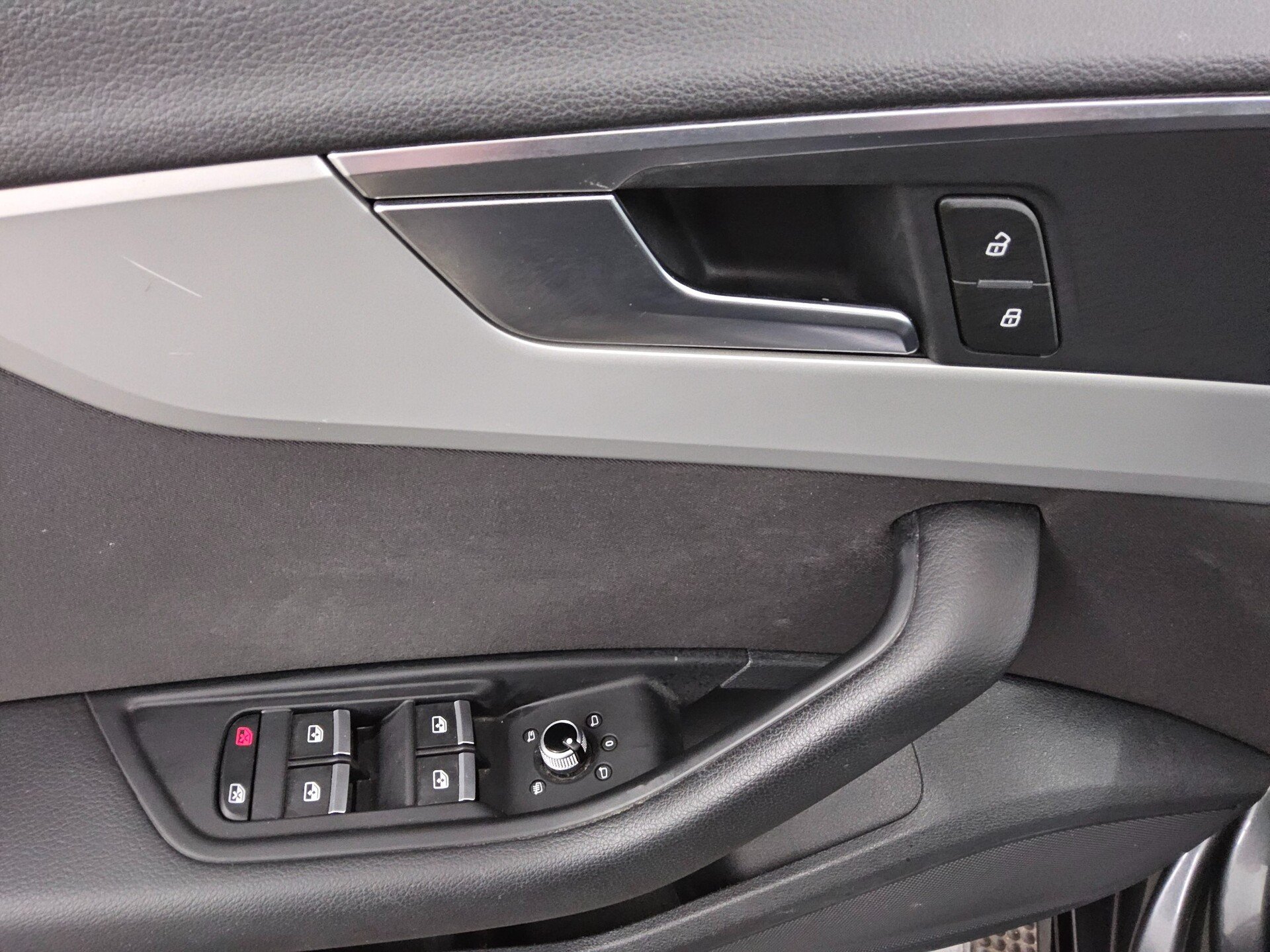 Audi A4 Avant 40 TDI Qu. S-Line Navi+ LED Panorama 9