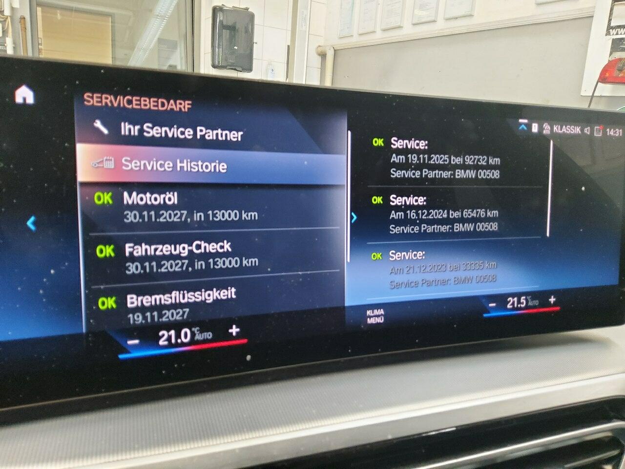 BMW 330d Touring xDr M-Sport Pano Curved LED+ 5