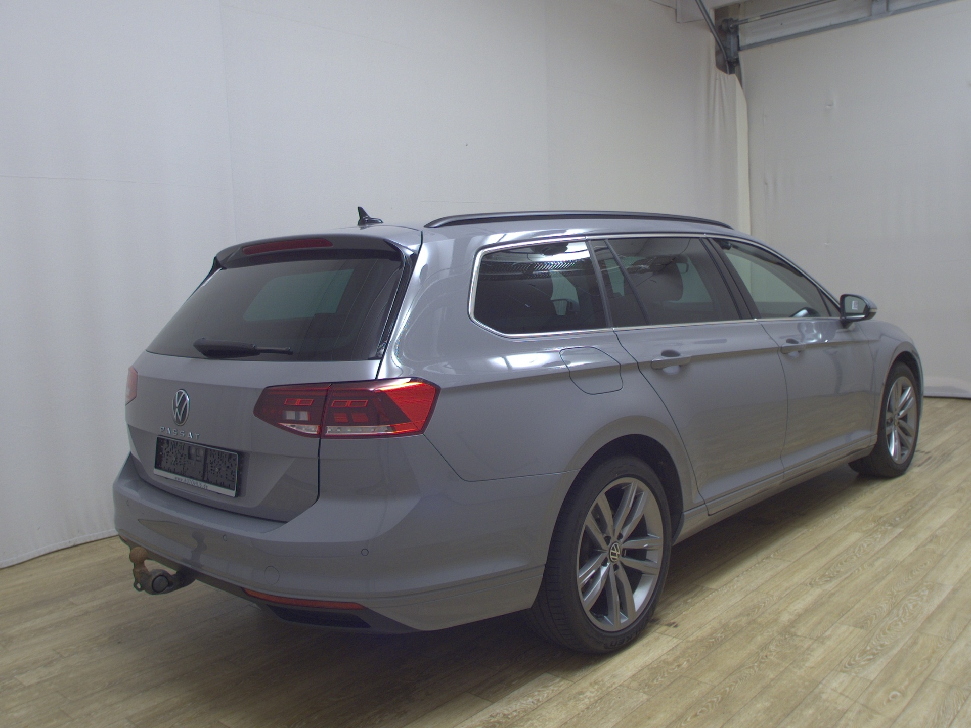 Volkswagen Passat Variant 2.0 TDI Business Navi LED DC AHK 4