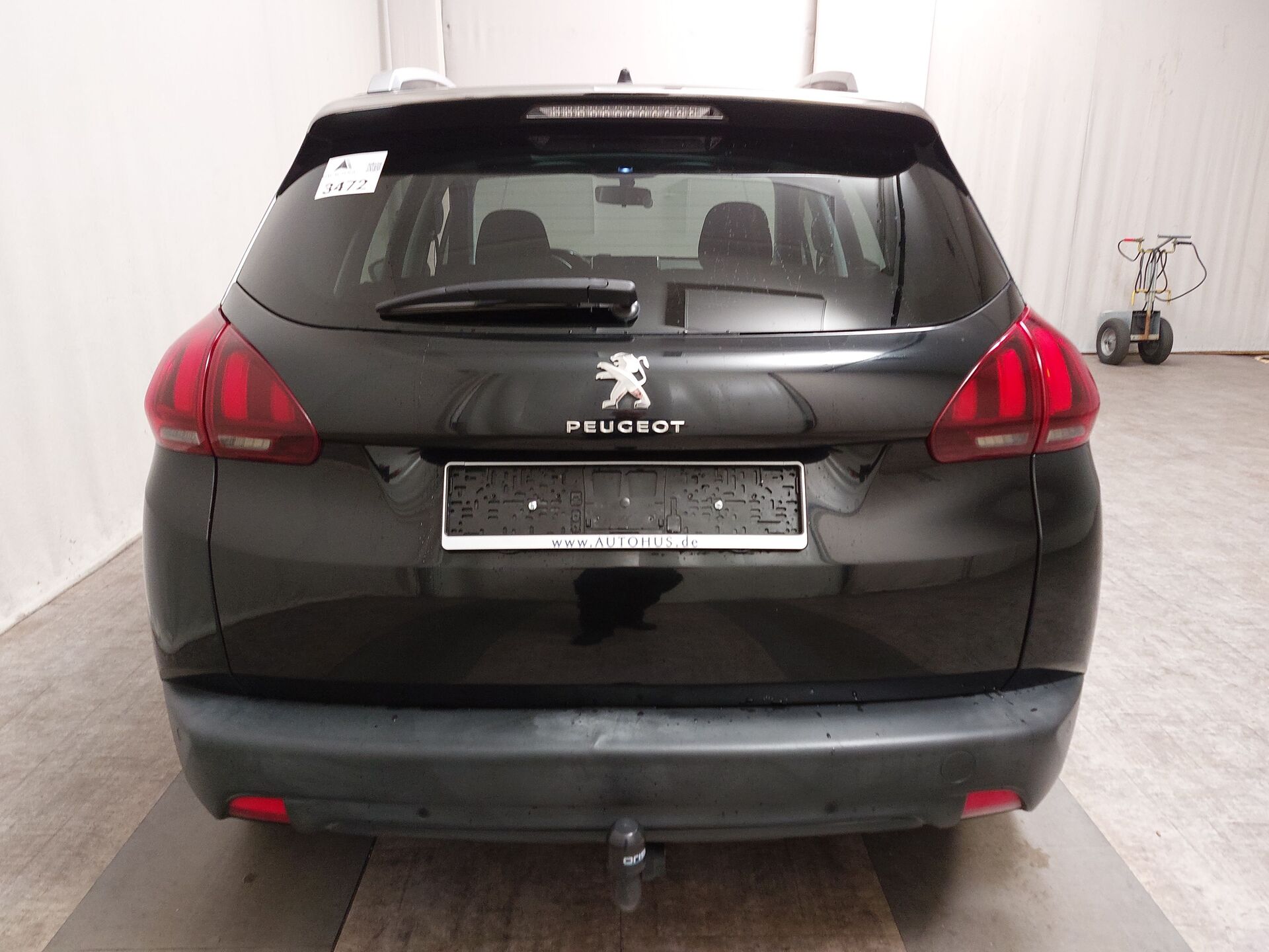 Peugeot 2008 1.2 PureTech Navi Pano AHK PDC Shz 6