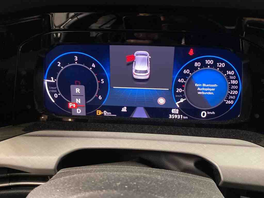Volkswagen Golf 2.0 TDI Life 2.0 TDI Navi LED DC 7