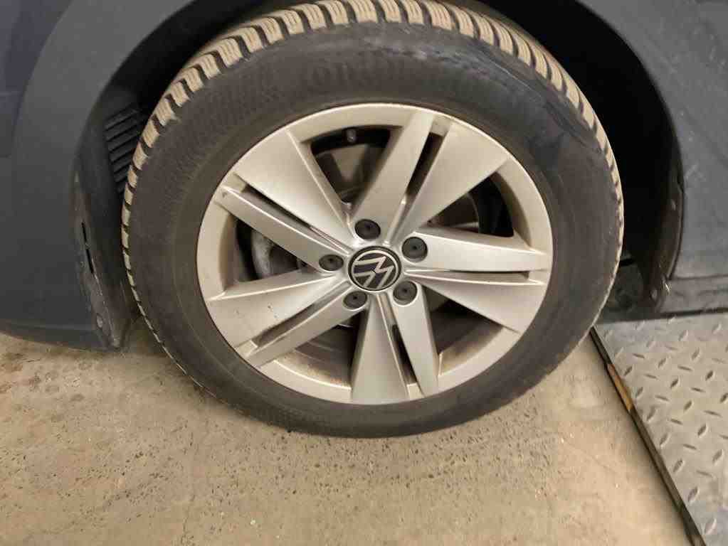 Volkswagen Golf 2.0 TDI Life 2.0 TDI Navi LED DC 12