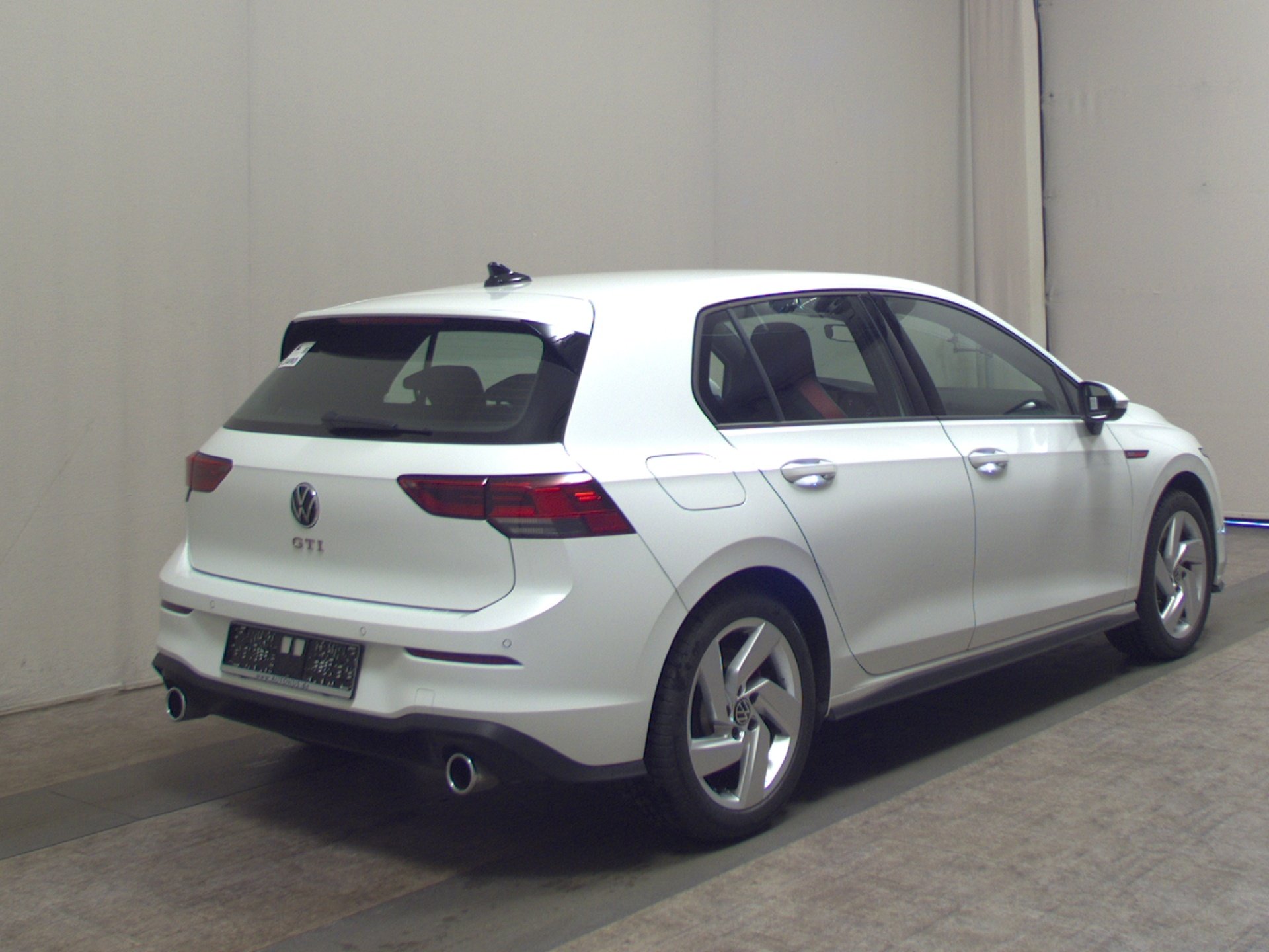 Volkswagen Golf-8 2.0 TSI GTI LED+ DC 4