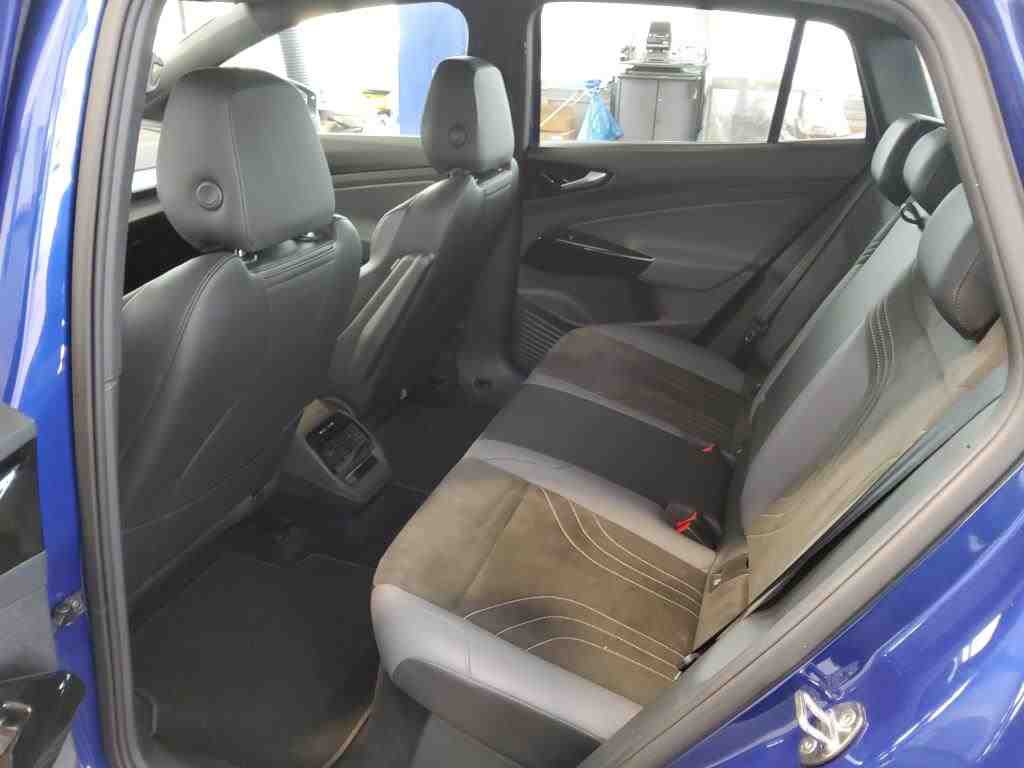 Volkswagen ID.4 Pro Performance NAVI SHZ RFK ACC AHK 7