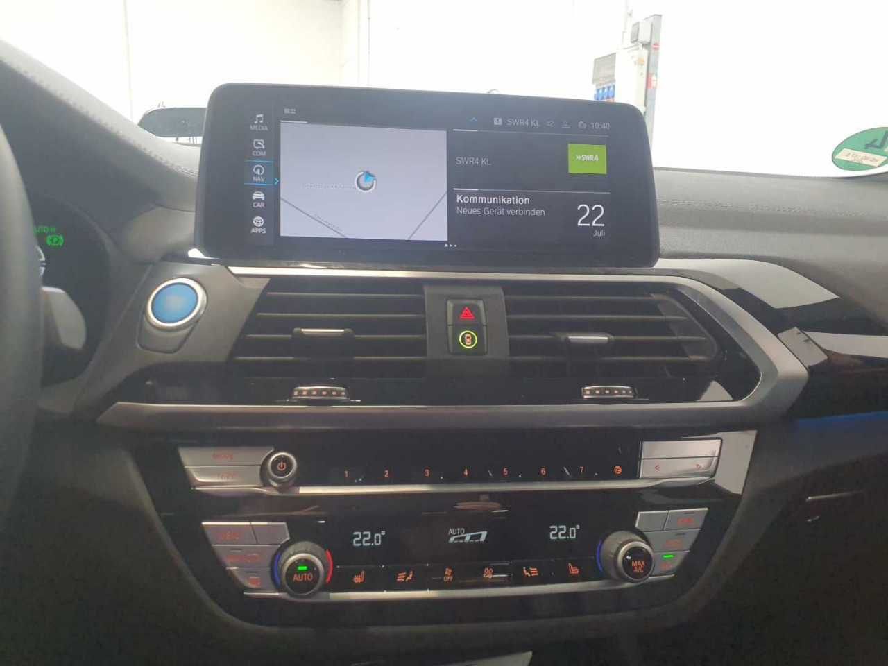 BMW Ix3 Inspiring NAVI SHZ PDC LED ACC 7