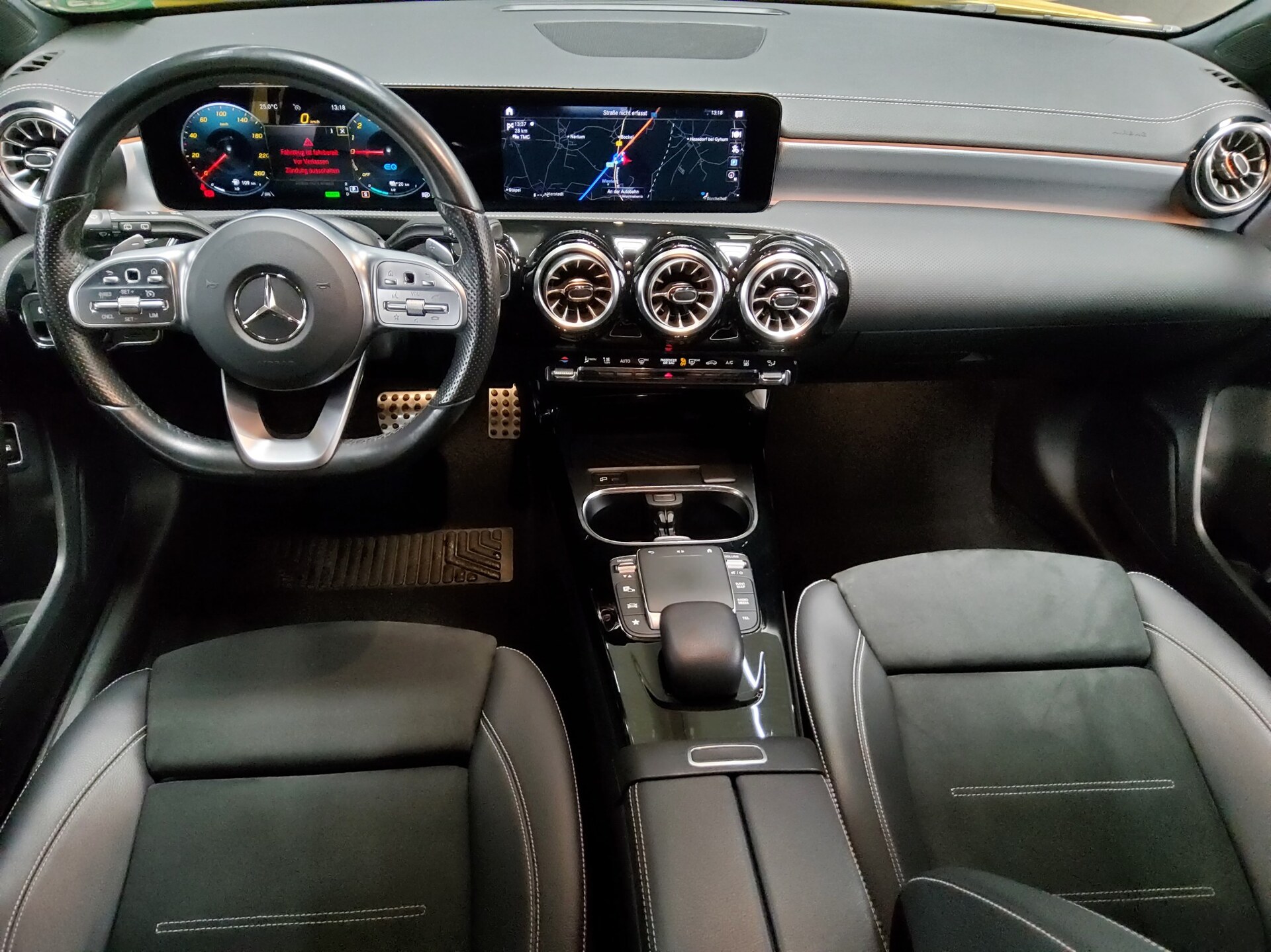 Mercedes-Benz A 250 e AMG-Line Navi Multibeam-LED RFK MBUX+ 5