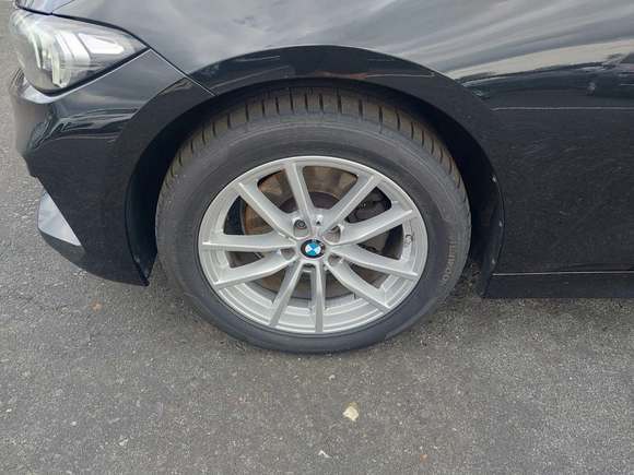 BMW 320dA Touring Leder NAVI SHZ PDC LED 12