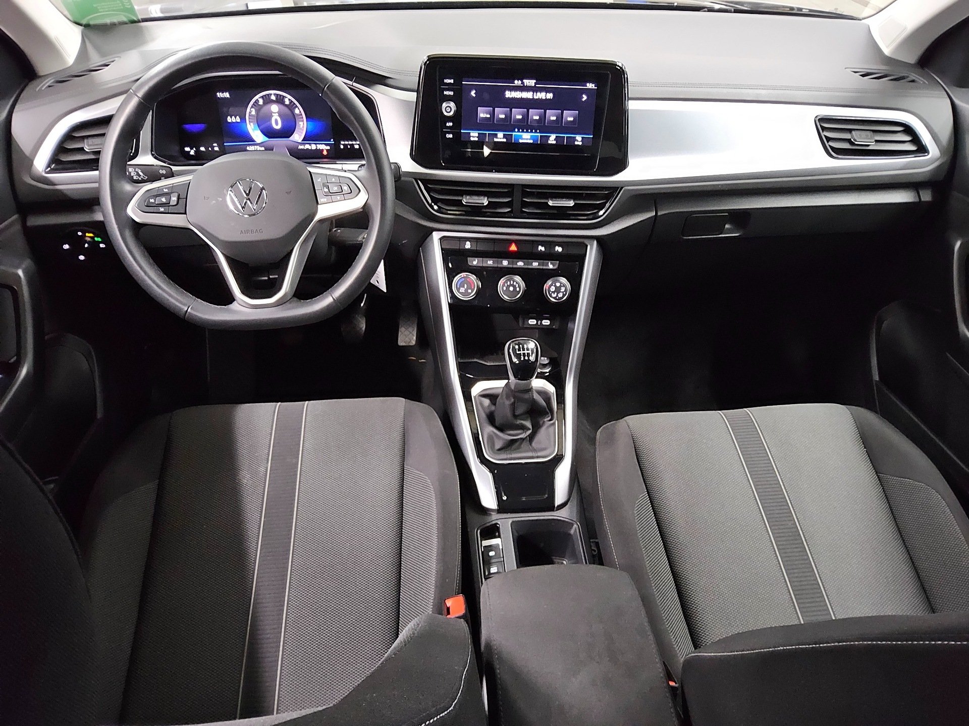 Volkswagen T-Roc 1.0 TSI Life AID PDC SHZ 5