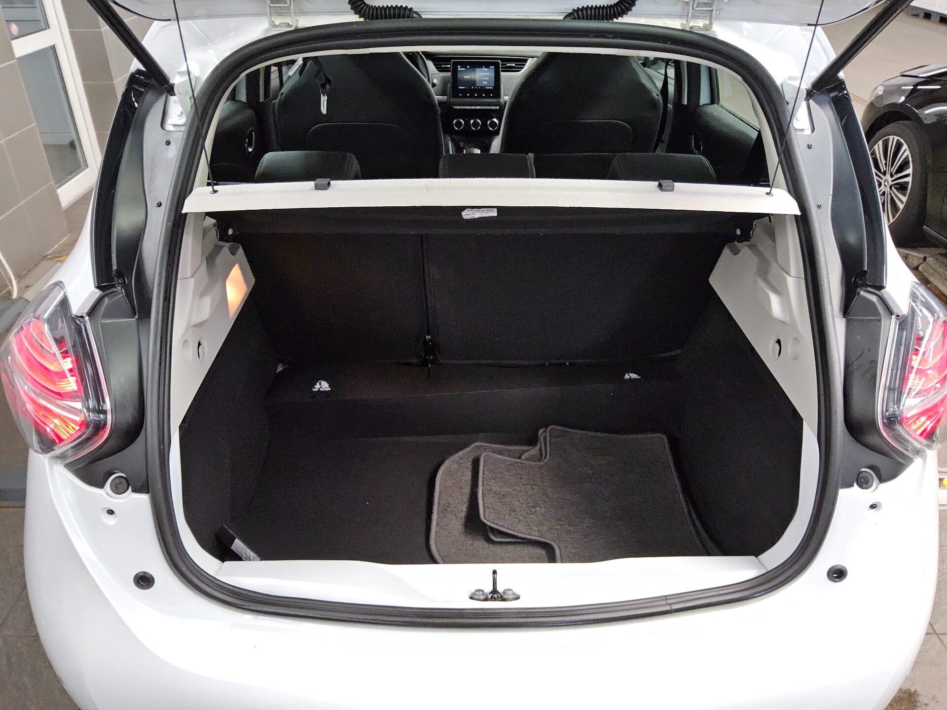 Renault ZOE LED 12
